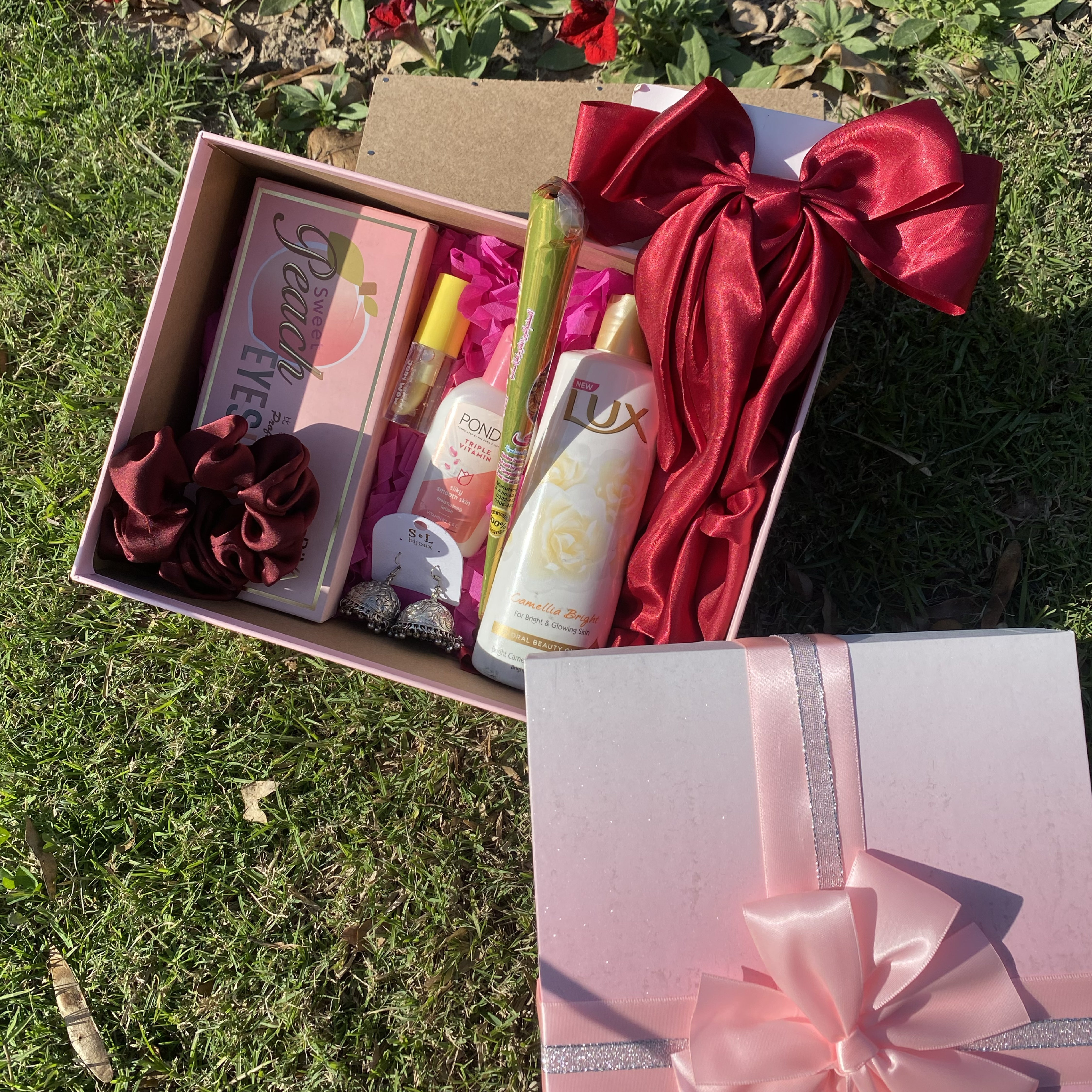 Girly Glow Main image