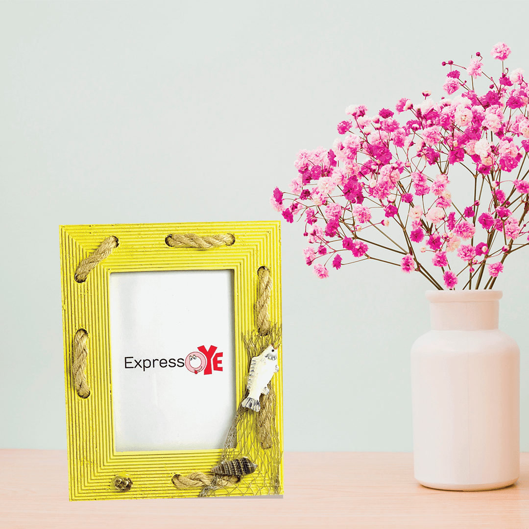 Yellow Canary Main image